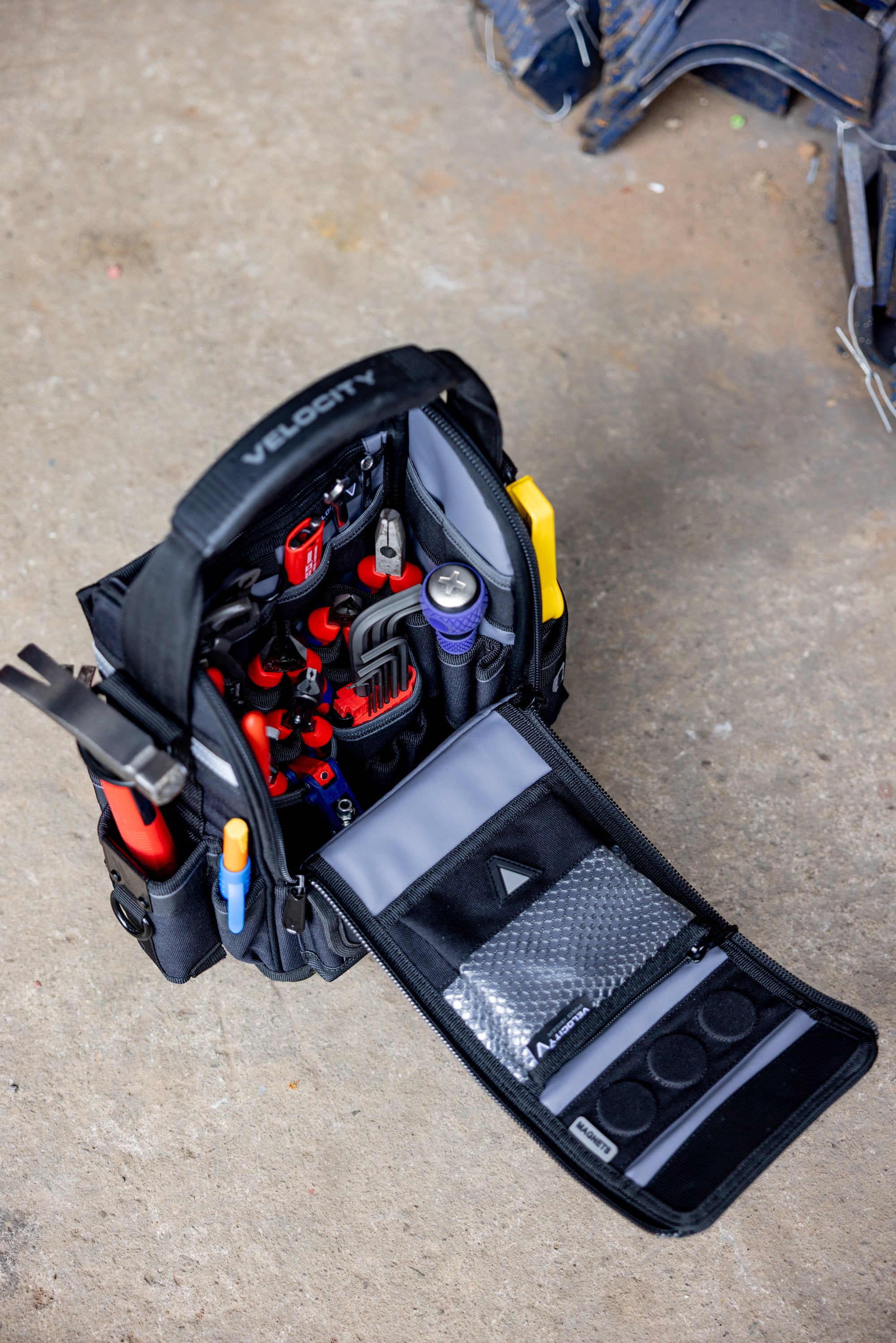 Rogue 20 Service Bag Shadow Black