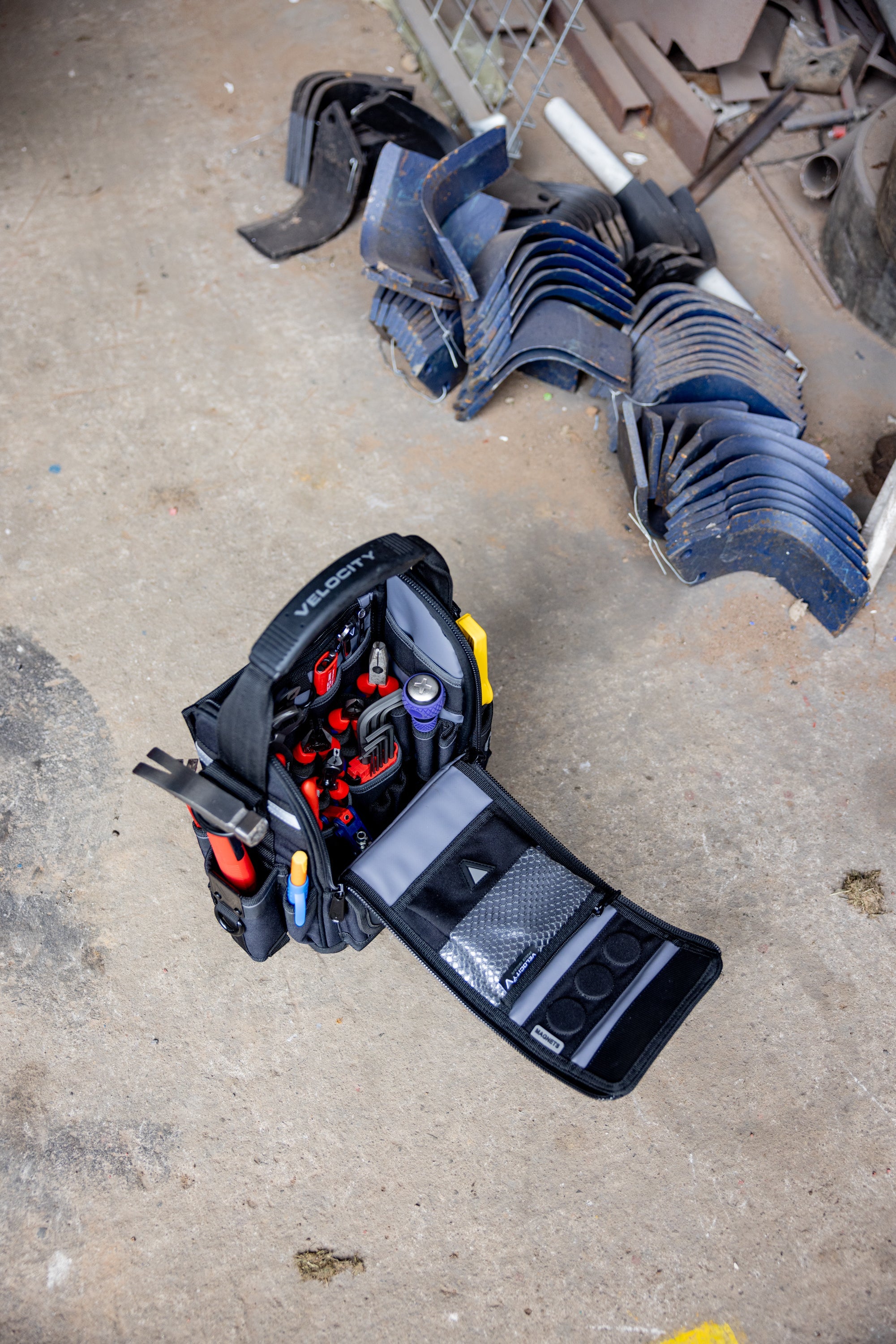 Rogue 20 Service Bag Shadow Black